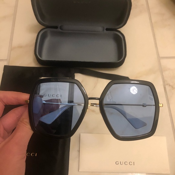 🔥NEW LUXURY GUCCI OVERSIZED SUNGLASSES 🔥 - Picture 7 of 14
